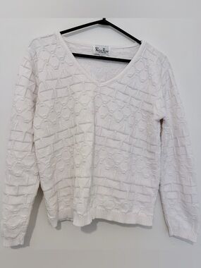Vintage white knit v-neck sweater - L